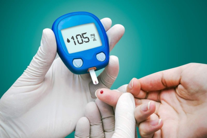 Why are people with diabetes susceptible to vitamin B deficiency?